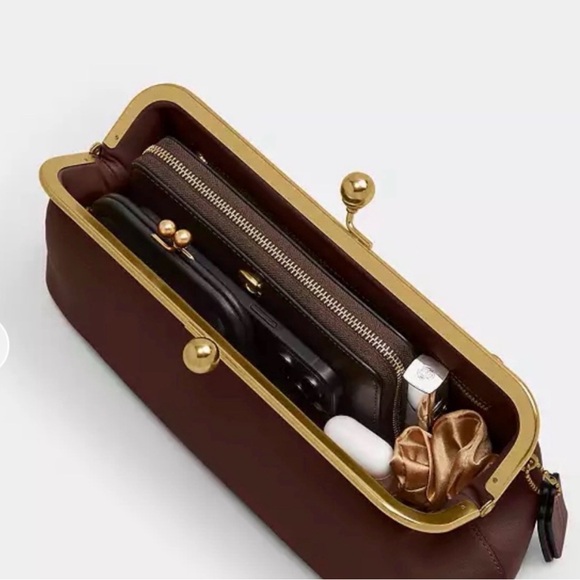 Coach Runway Kisslock Frame Bag 30 Maple Brown NWT Rare - Picture 3 of 8